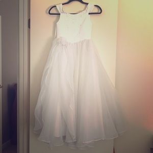 Flower girl dress size 8.